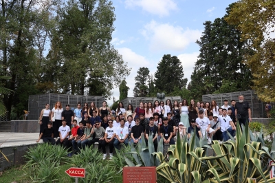 Абызшәеи арҵаратә инновациақәеи рцентр &quot;Аӡыхь&quot; аҧхынтәи алагер иалахәу ҳџьынџьуаа рзы имҩаҧнагеит  аҧсуа бызшәа арҵаразы  иаарту аурок ахәмарратә методика ахархәарала