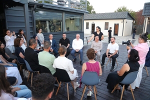 9 августа,  Президент Абхазии Бадра Гунба встретился с детьми турецких соотечественников, прибывшими в лагерь «Ахыштрахь»